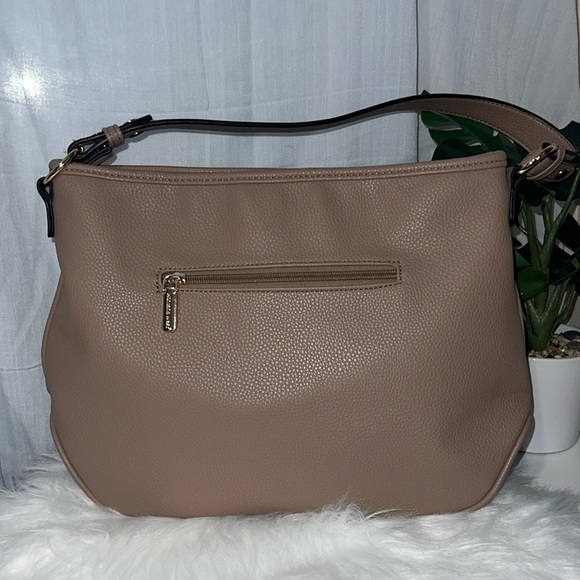Montana West Handbags - Montana West Pebbled Leather